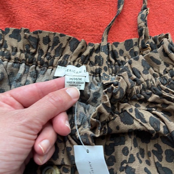 American Eagle flowy leopard print crop built in bra NWT bundle to save Sz med - Picture 4 of 7